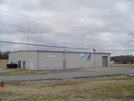 490 E Church St, Lewisburg, TN for lease Primary Photo- Image 1 of 2