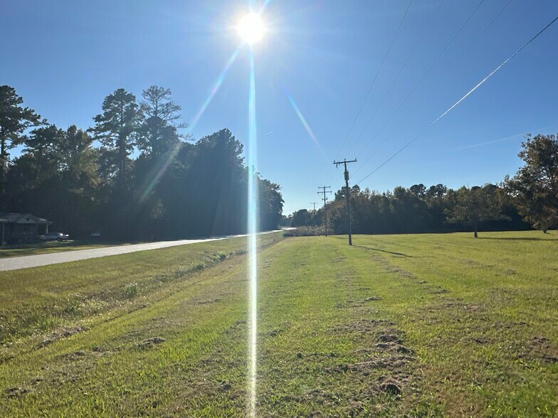 500 Weston Rd, Creswell, NC à vendre - Photo du bâtiment - Image 2 de 51