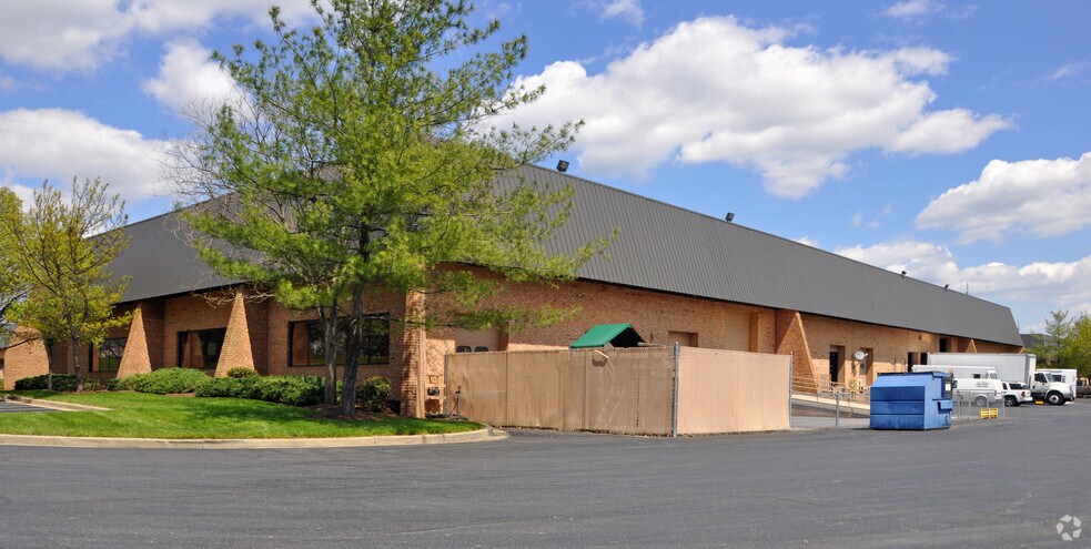 2601 N Rolling Rd, Windsor Mill, MD à louer - Photo du bâtiment - Image 2 de 6