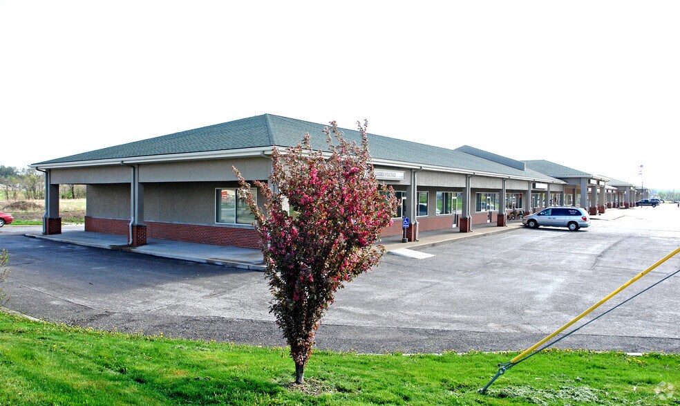 1400-1454 SW Eagles Pky, Blue Springs, MO à louer - Photo du bâtiment - Image 2 de 3