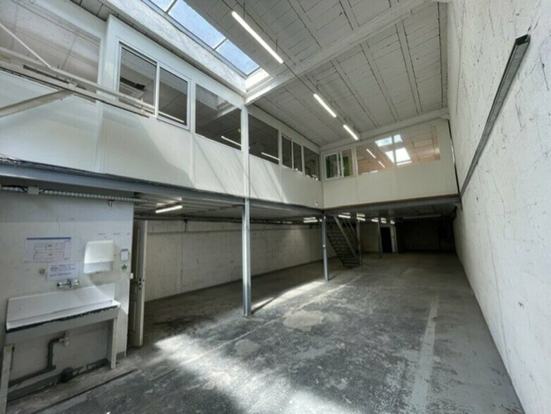 Rue Ernest Renan, Ivry Sur Seine for sale - Interior Photo - Image 3 of 5
