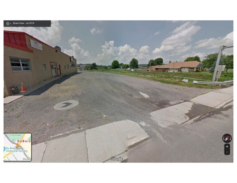 229 N Brady St, Du Bois, PA à vendre - Photo du bâtiment - Image 2 de 2