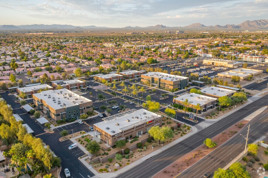 4550 E Bell Rd, Phoenix, AZ à louer - Aérien - Image 2 de 4