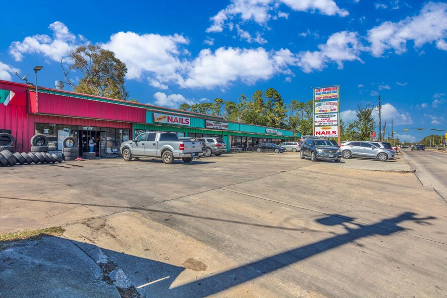 8529 C.E. King Pky, Houston, TX à louer - Photo du bâtiment - Image 2 de 5