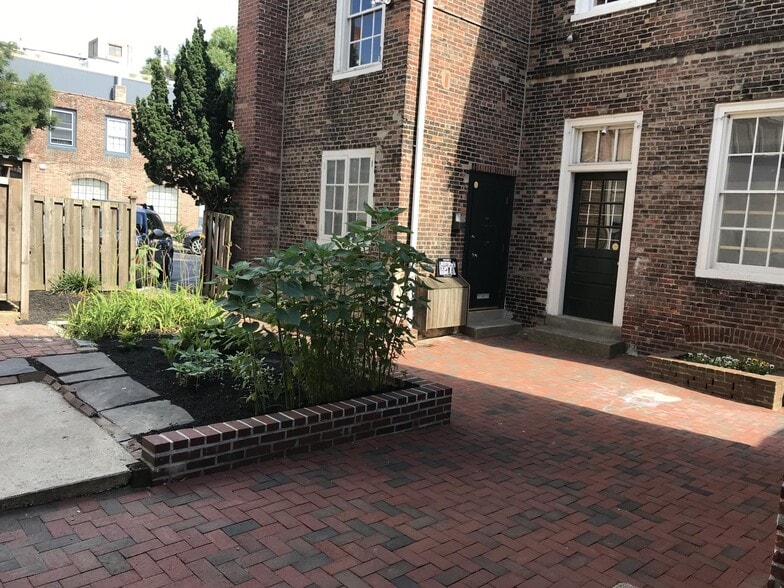 129-139 N 4th St, Philadelphia, PA for lease - Building Photo - Image 3 of 4