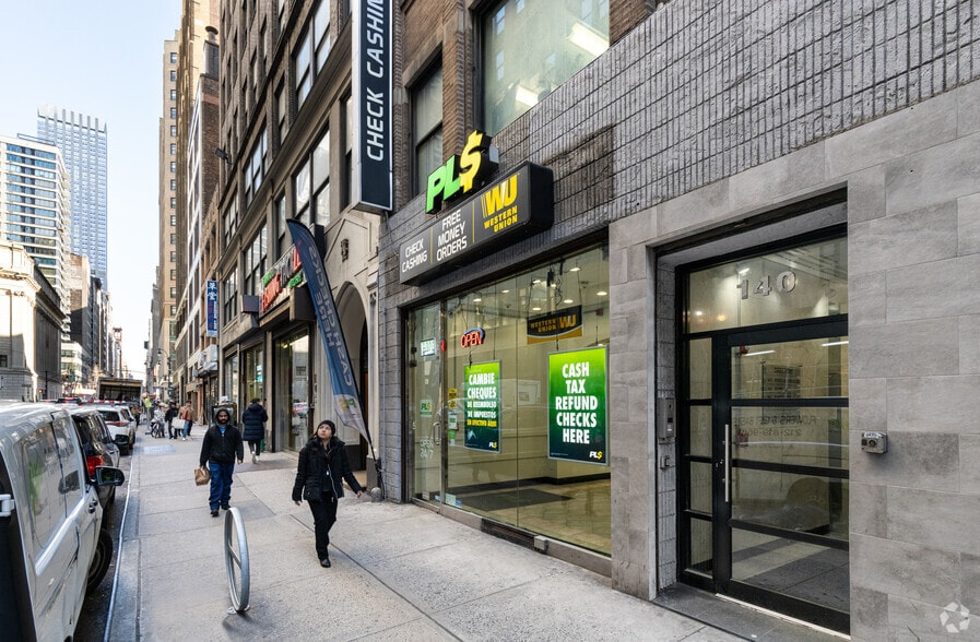 140 W 36th St, New York, NY à louer - Photo du bâtiment - Image 2 de 4