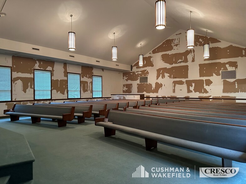 4799 Lander Rd, Chagrin Falls, OH à vendre - Photo du bâtiment - Image 2 de 10