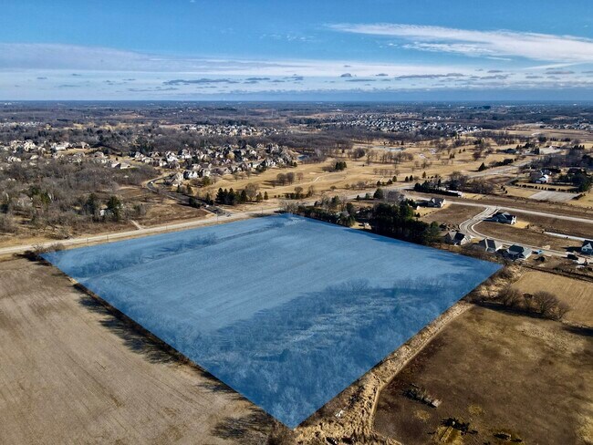 More details for Lisbon & Town Line Rd, Menomonee Falls, WI - Land for Sale