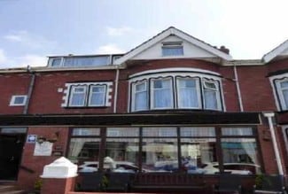 Plus de détails pour 63 Holmfield Rd, Blackpool - Services hôteliers à vendre