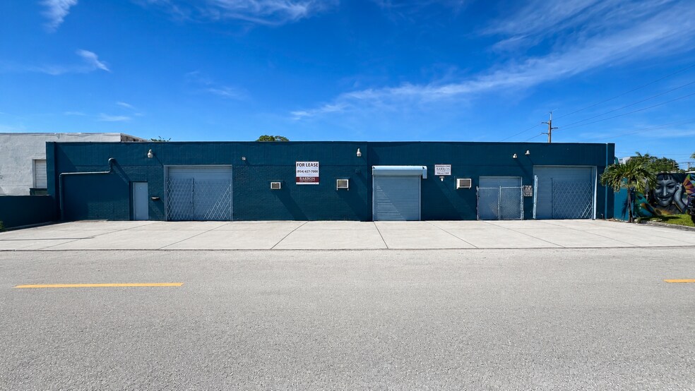 711-713 NW 1st St, Fort Lauderdale, FL à vendre - Photo du bâtiment - Image 2 de 10