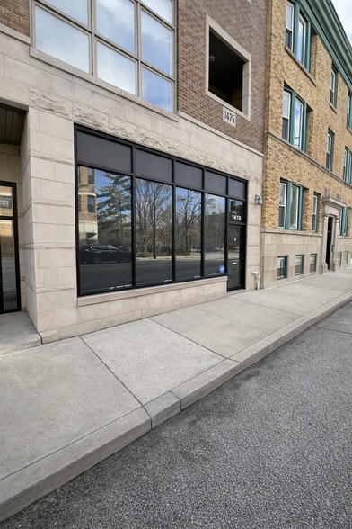 1473-1475 W Irving Park Rd, Chicago, IL for sale - Building Photo - Image 2 of 5