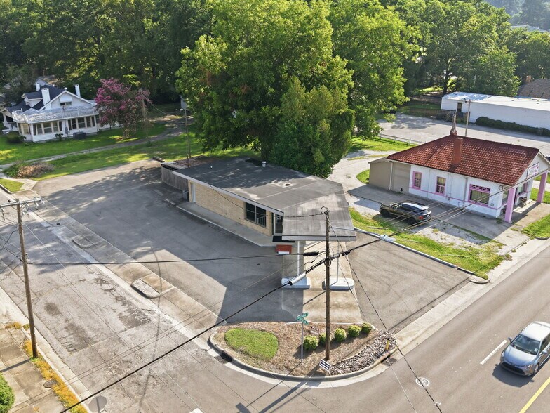 1513 W Vernon Ave, Kinston, NC à louer - Photo du bâtiment - Image 3 de 25