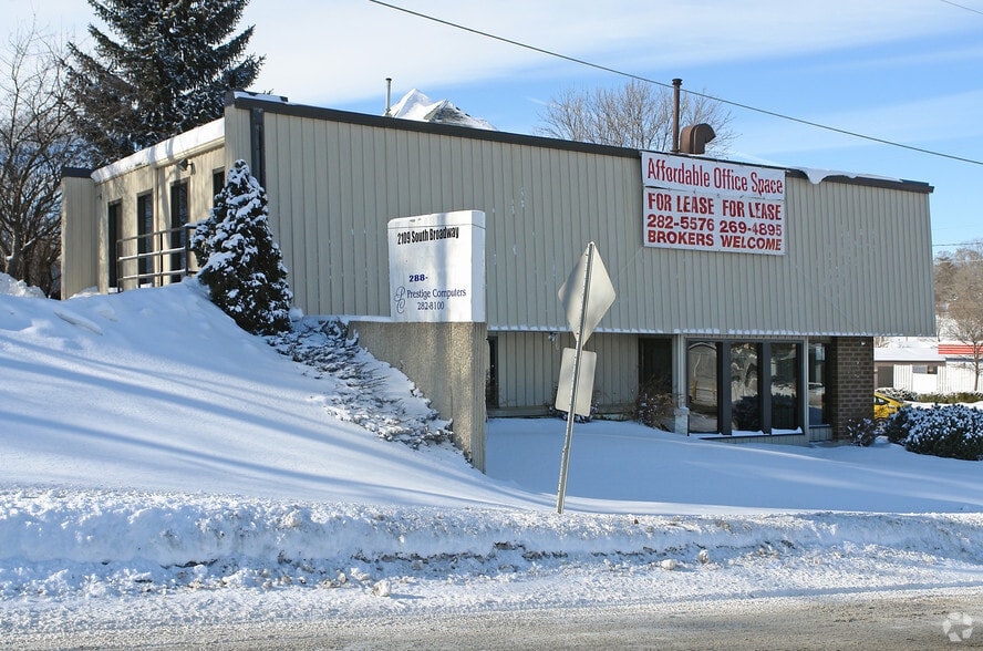 2109 S Broadway, Rochester, MN for sale - Building Photo - Image 2 of 30