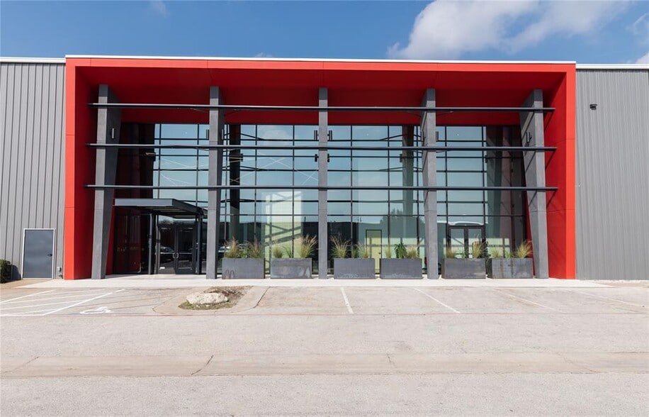 1220 Toro Grande Dr, Cedar Park, TX à vendre - Photo du bâtiment - Image 1 de 28