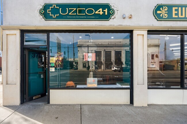 Plus de détails pour 379 Sunrise Hwy, Lynbrook, NY - Commerce de détail à vendre