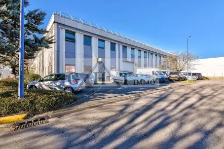 Industrial in Aulnay-sous-Bois for lease - Building Photo - Image 2 of 4