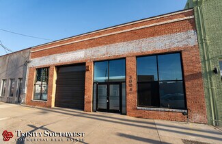 Plus de détails pour 3004 Commerce St, Dallas, TX - Commerce de détail à louer
