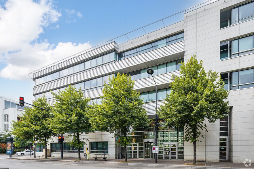 1 Avenue Du Stade De France, Saint-Denis à louer - Photo du bâtiment - Image 3 de 3