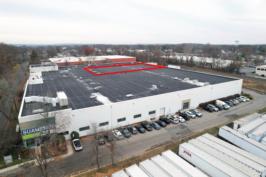 17-09 Zink Pl, Fair Lawn, NJ for lease - Building Photo - Image 2 of 34