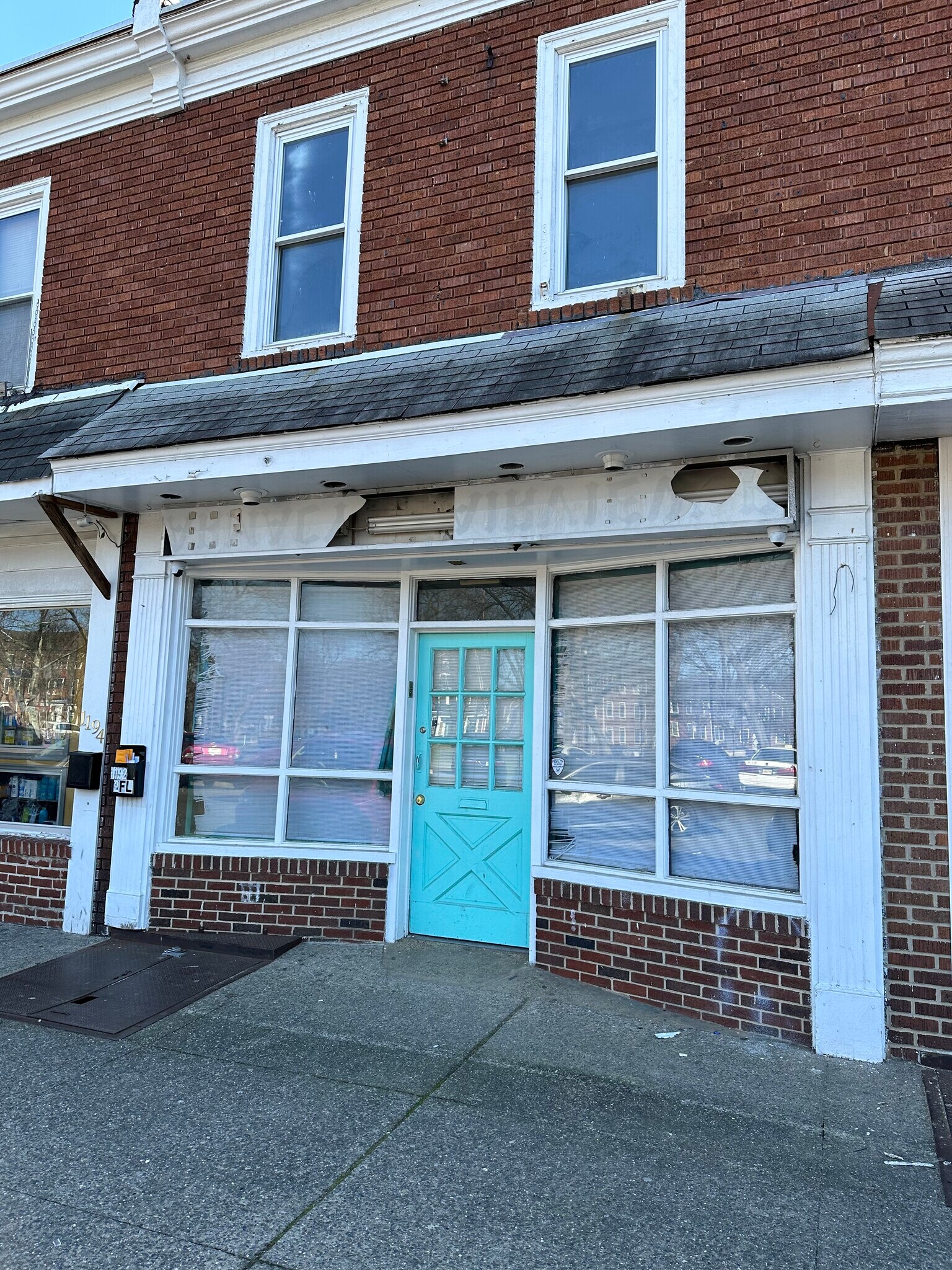 1192 Yorkship Sq, Camden, NJ à vendre Photo du bâtiment- Image 1 de 40