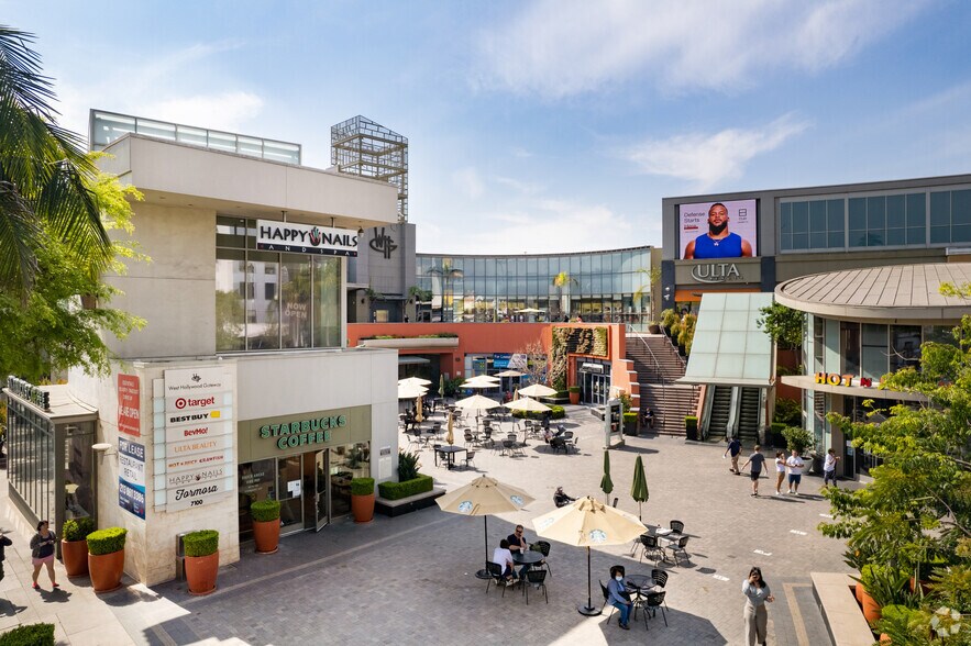 7100 W Santa Monica Blvd, Los Angeles, CA à louer - Photo du bâtiment - Image 3 de 6