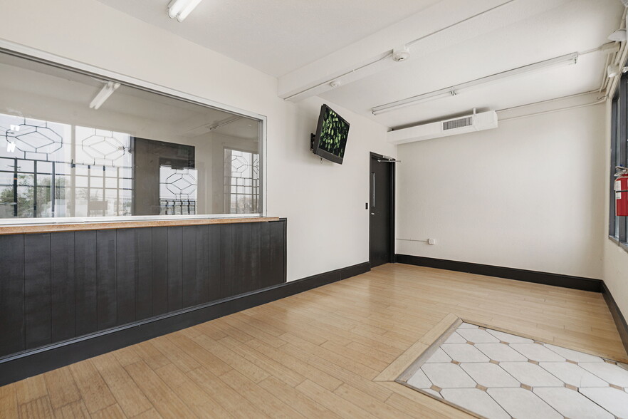 5410-5430 W 44th Ave, Denver, CO for lease - Lobby - Image 3 of 32