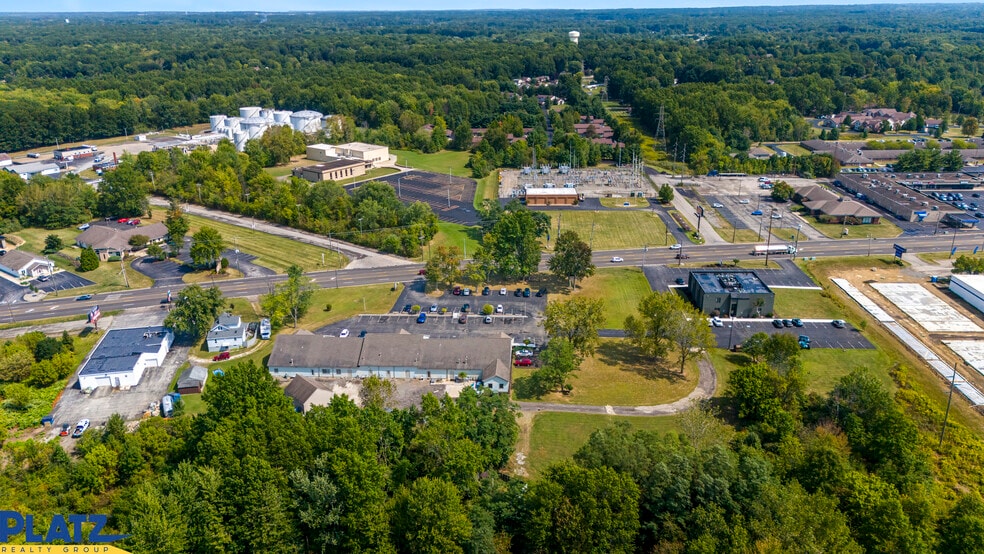 950 Youngstown Warren Rd, Niles, OH for sale - Building Photo - Image 3 of 17