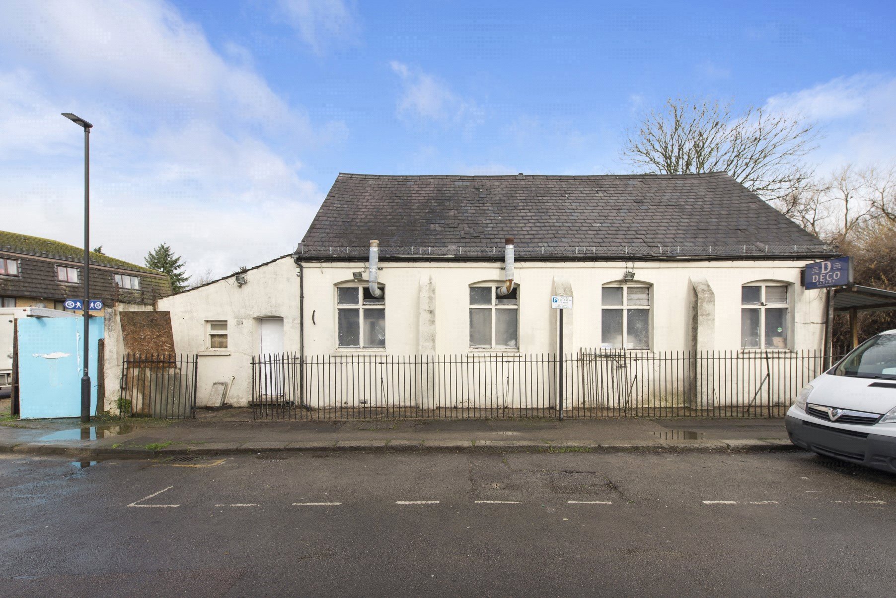 Statham Grv, Londres à vendre Photo du bâtiment- Image 1 de 8