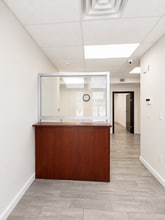 86 Brighton 1st Pl, Brooklyn, NY for lease Interior Photo- Image 2 of 14