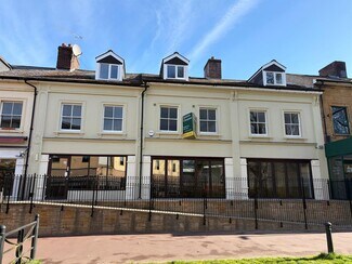 Plus de détails pour 8-10 South Western Ter, Yeovil - Commerce de détail à vendre