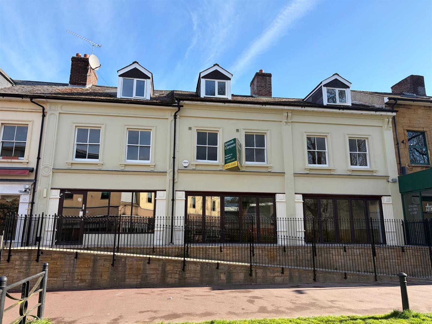 8-10 South Western Ter, Yeovil for sale Primary Photo- Image 1 of 6