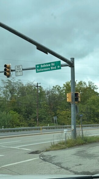 0 S 9th St, Connellsville, PA à vendre - Photo du bâtiment - Image 3 de 5