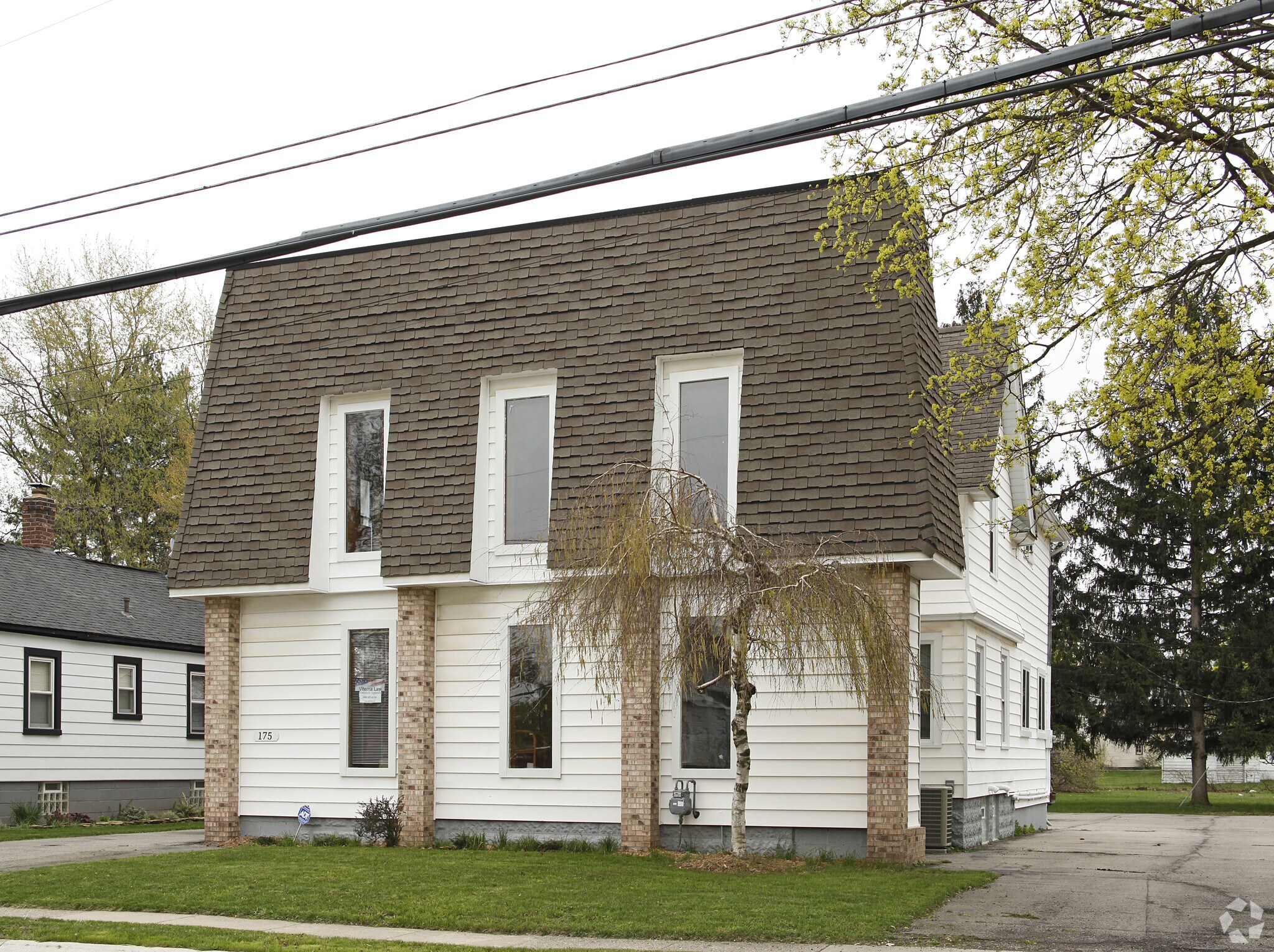 175 2nd St, Belleville, MI à vendre Photo principale- Image 1 de 3