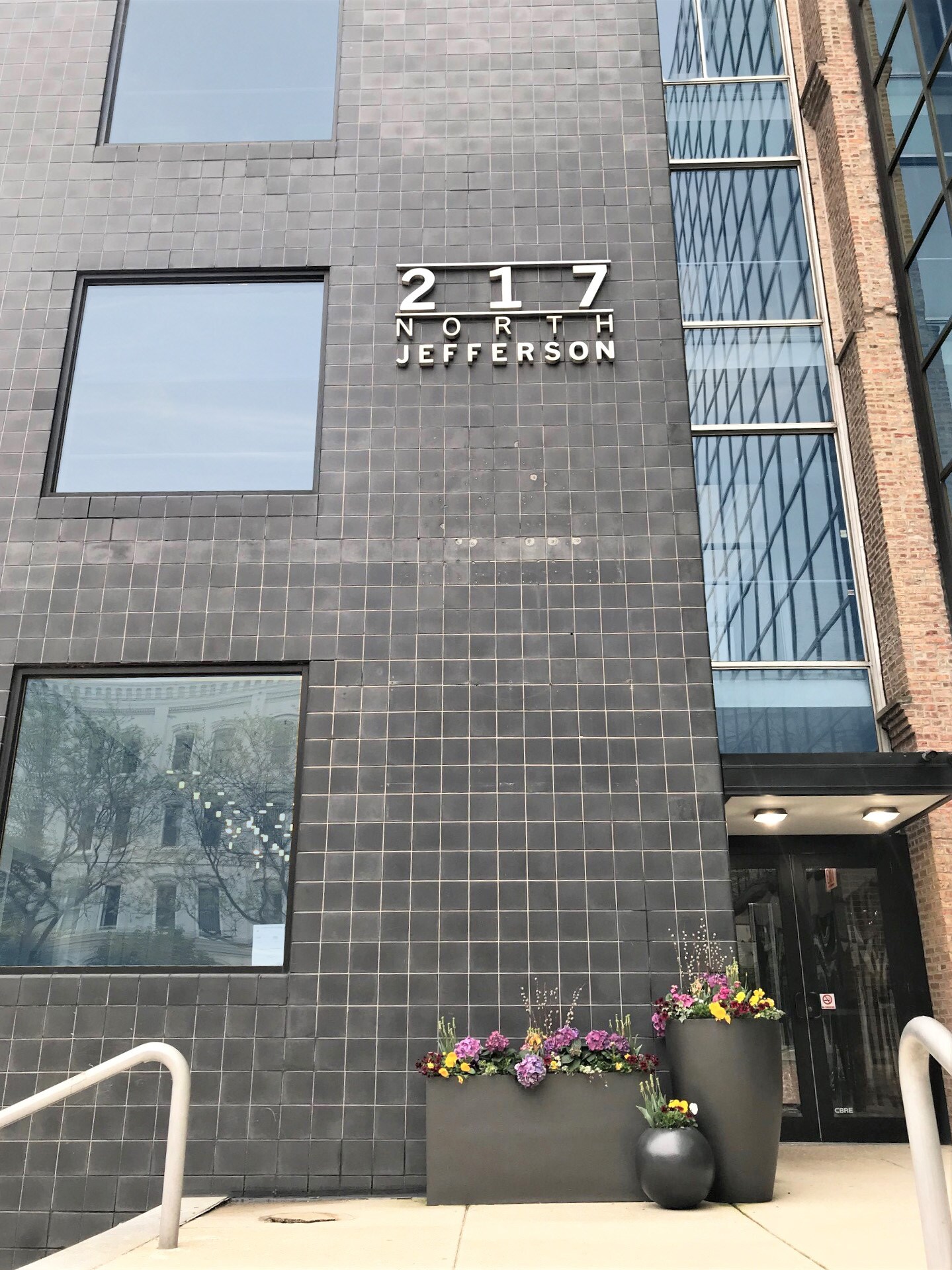 217 N Jefferson St, Chicago, IL à louer Photo principale- Image 1 de 10