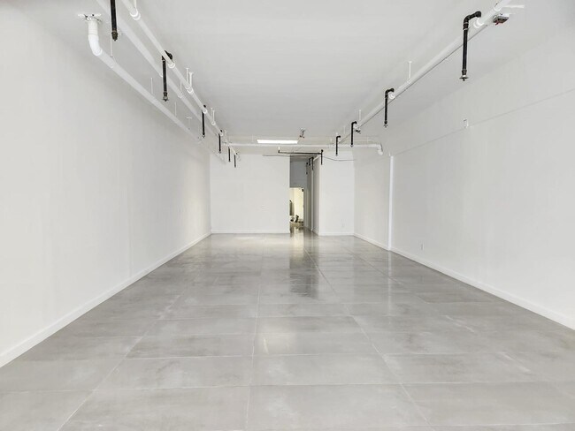 More details for 13-31 SW Osceola St, Stuart, FL - Retail for Lease