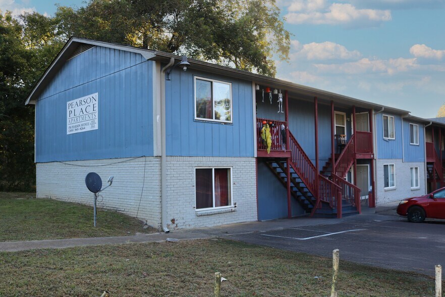 1785 Pearson Ave SW, Birmingham, AL à vendre - Photo du bâtiment - Image 2 de 4
