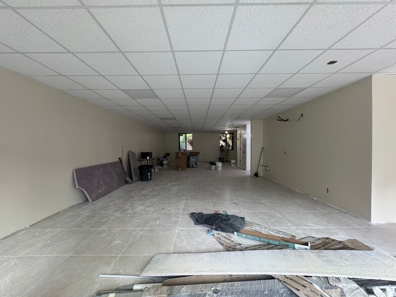6691 Broadway, Bronx, NY for lease - Building Photo - Image 3 of 7