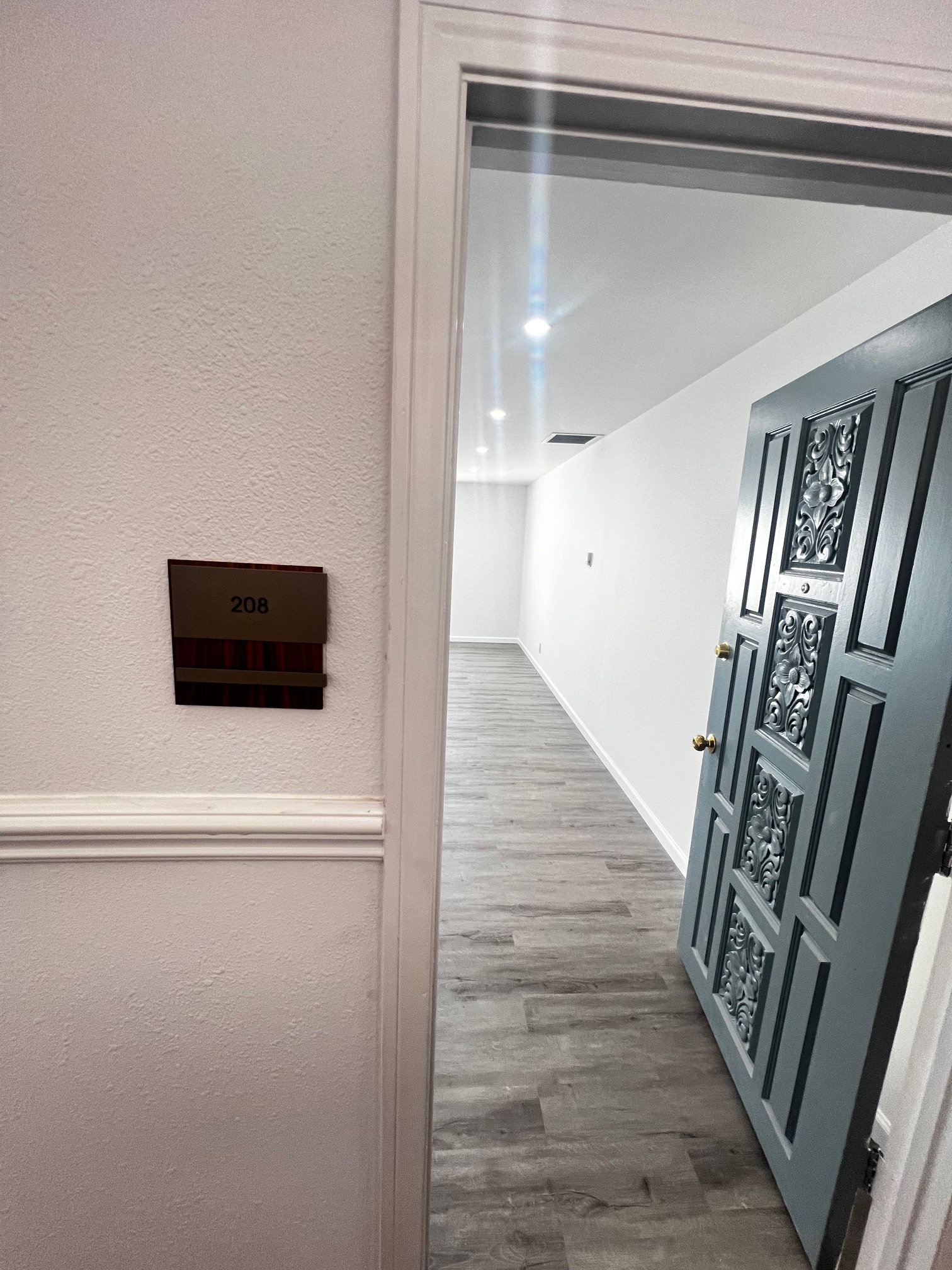 18582 Beach Blvd, Huntington Beach, CA à louer Photo intérieure- Image 1 de 2