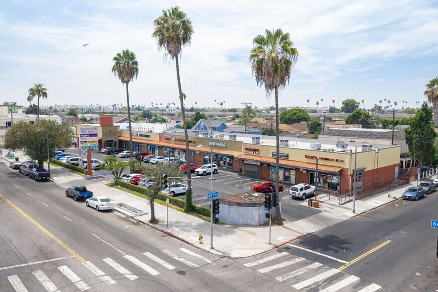 4701-4725 S Broadway, Los Angeles, CA à vendre - Photo du bâtiment - Image 2 de 31