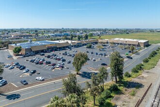 150 S 11th Ave, Hanford, CA - AERIAL map view