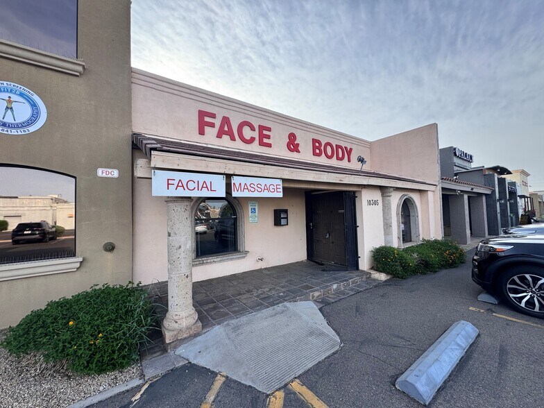 10305 N Scottsdale Rd, Scottsdale, AZ à louer - Photo du bâtiment - Image 2 de 4