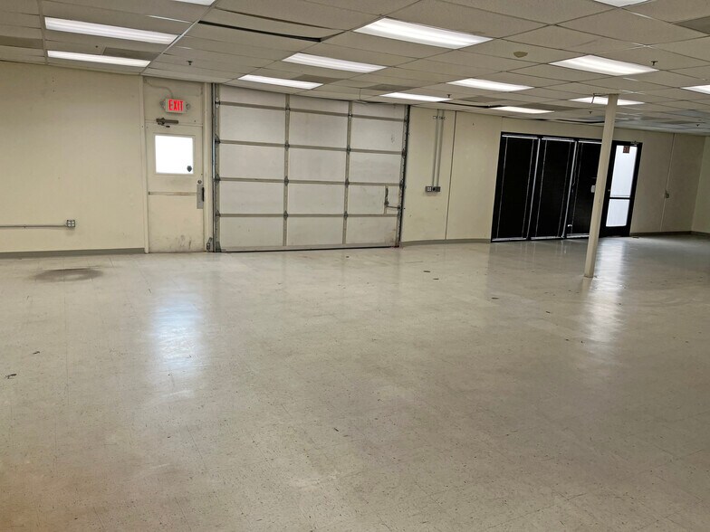 6115-6125 State Farm Dr, Rohnert Park, CA à louer - Photo intérieure - Image 2 de 22