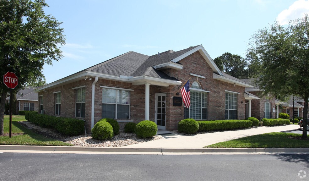 13400 Sutton Park Dr S, Jacksonville, FL à vendre - Photo principale - Image 1 de 2