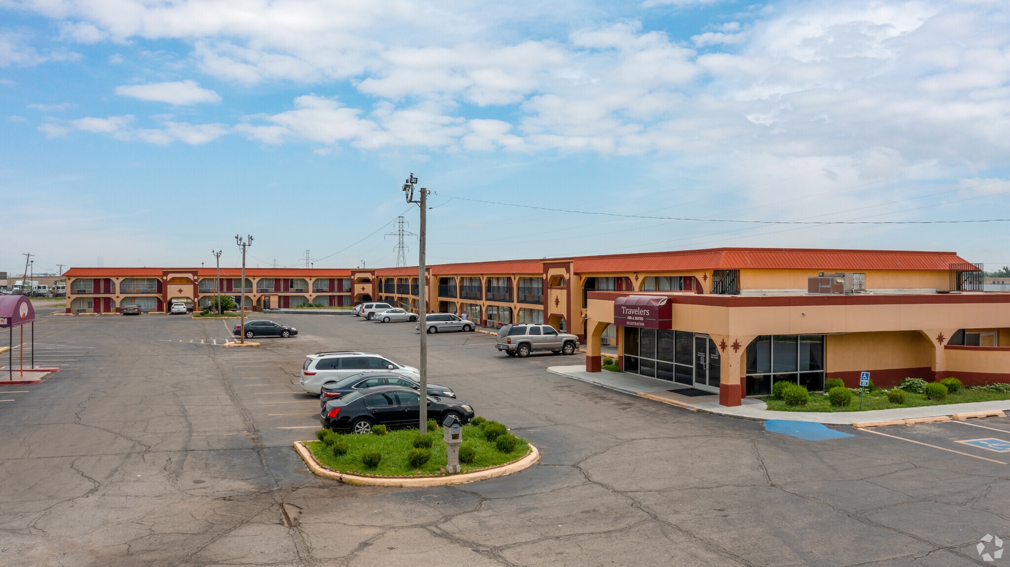 820 S MacArthur Blvd, Oklahoma City, OK for sale Primary Photo- Image 1 of 4
