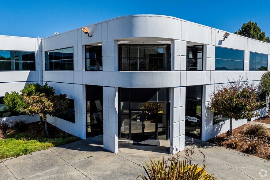 101 Glacier Point Rd, San Rafael, CA à louer - Photo du bâtiment - Image 2 de 4
