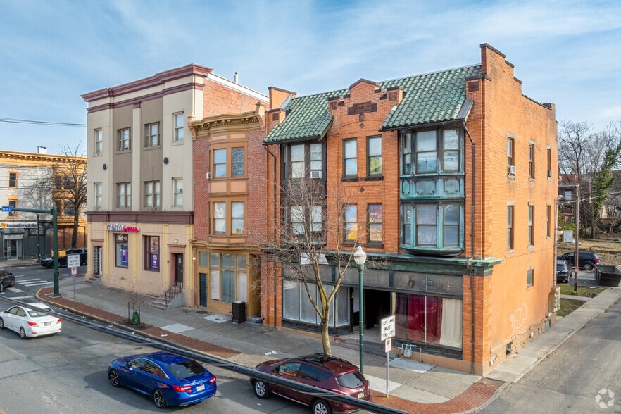 1249-1255 Market St, Harrisburg, PA for sale - Primary Photo - Image 1 of 27