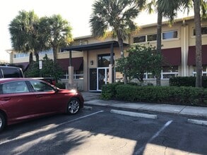 2211 Widman Way, Fort Myers, FL for lease Building Photo- Image 2 of 4