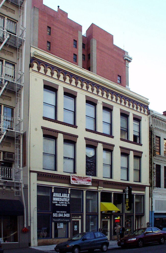 Plus de détails pour 412-418 SW 4th Ave, Portland, OR - Commerce de détail à louer