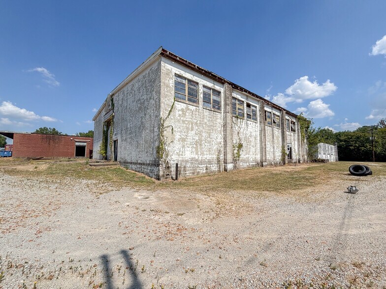 51 Lashunda Jones Dr, Munford, TN à vendre - Photo du bâtiment - Image 3 de 13