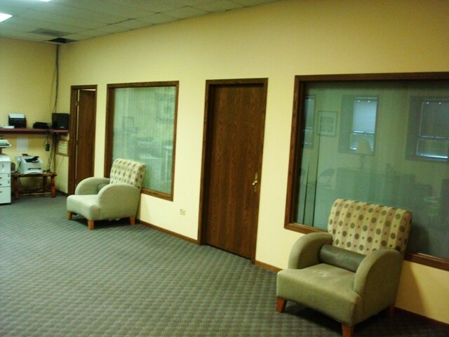 112 S Halsted St, Chicago Heights, IL à vendre - Photo intérieure - Image 3 de 5